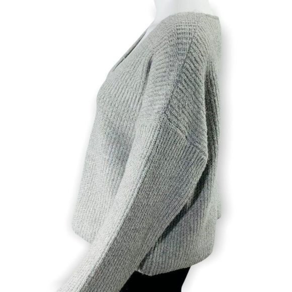 BP Nordstrom Weekend V Neck Sweater Large NWT - Picture 5 of 6